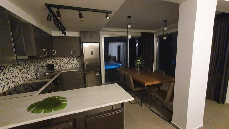Sky Apartment On The Pool Ayia Napa Exterior foto